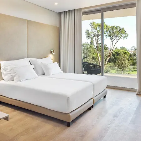 Castelo Hotel 4*